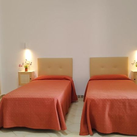 Cortijo De La Luna La Casita Velilla-Taramay Exteriör bild